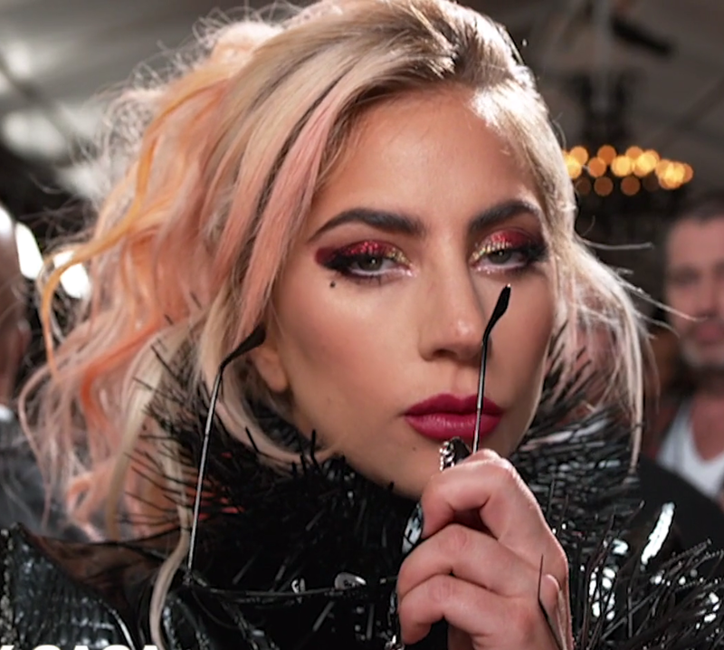 Lady Gaga 2017年在葛莱美奖红毯